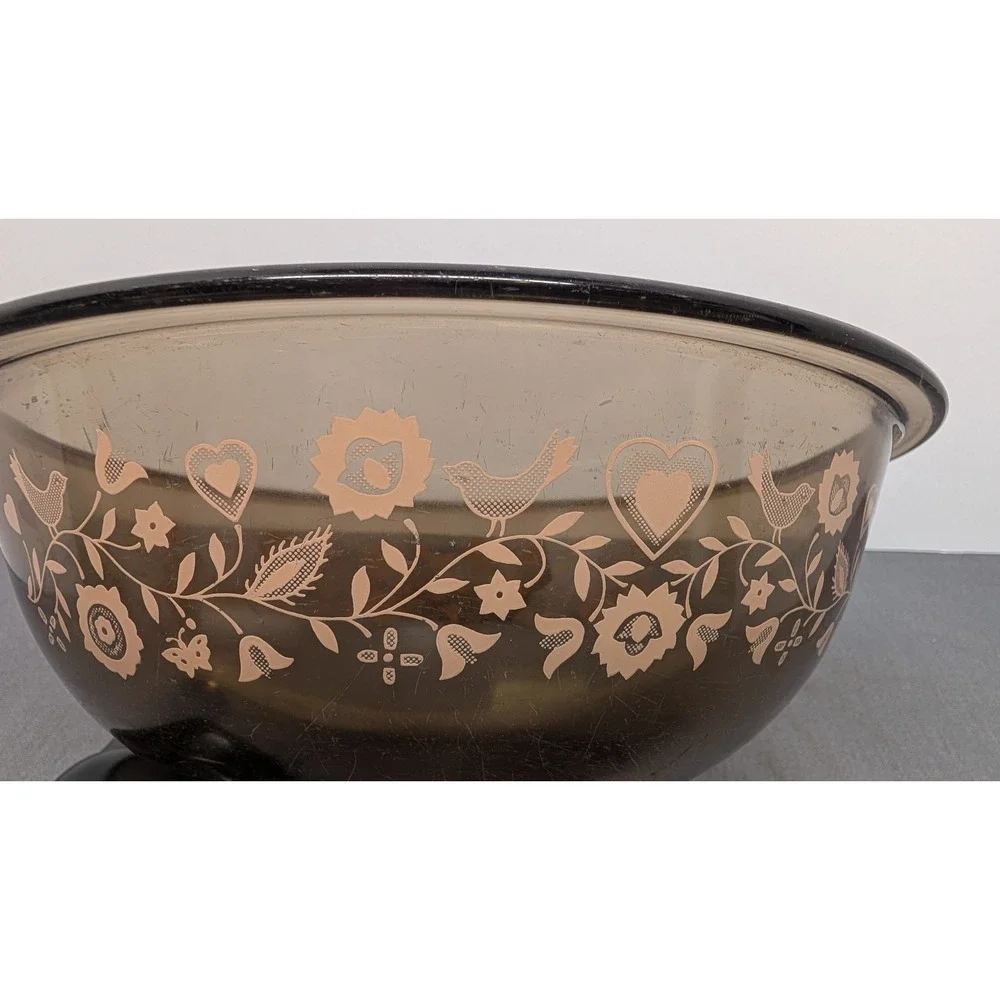 Pyrex Visions 325 2.5L Amber Glass Folk Art Birds Mixing Bowl Vintage Brown